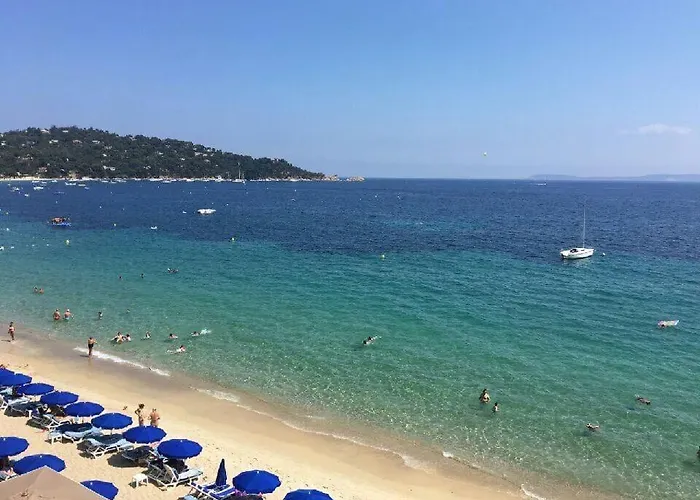 Massacan-vue Gasthof Le Lavandou