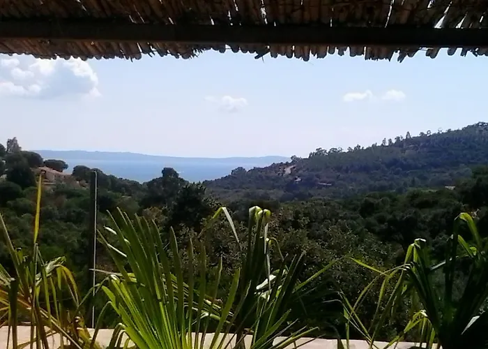 Konukevi Massacan-vue Le Lavandou